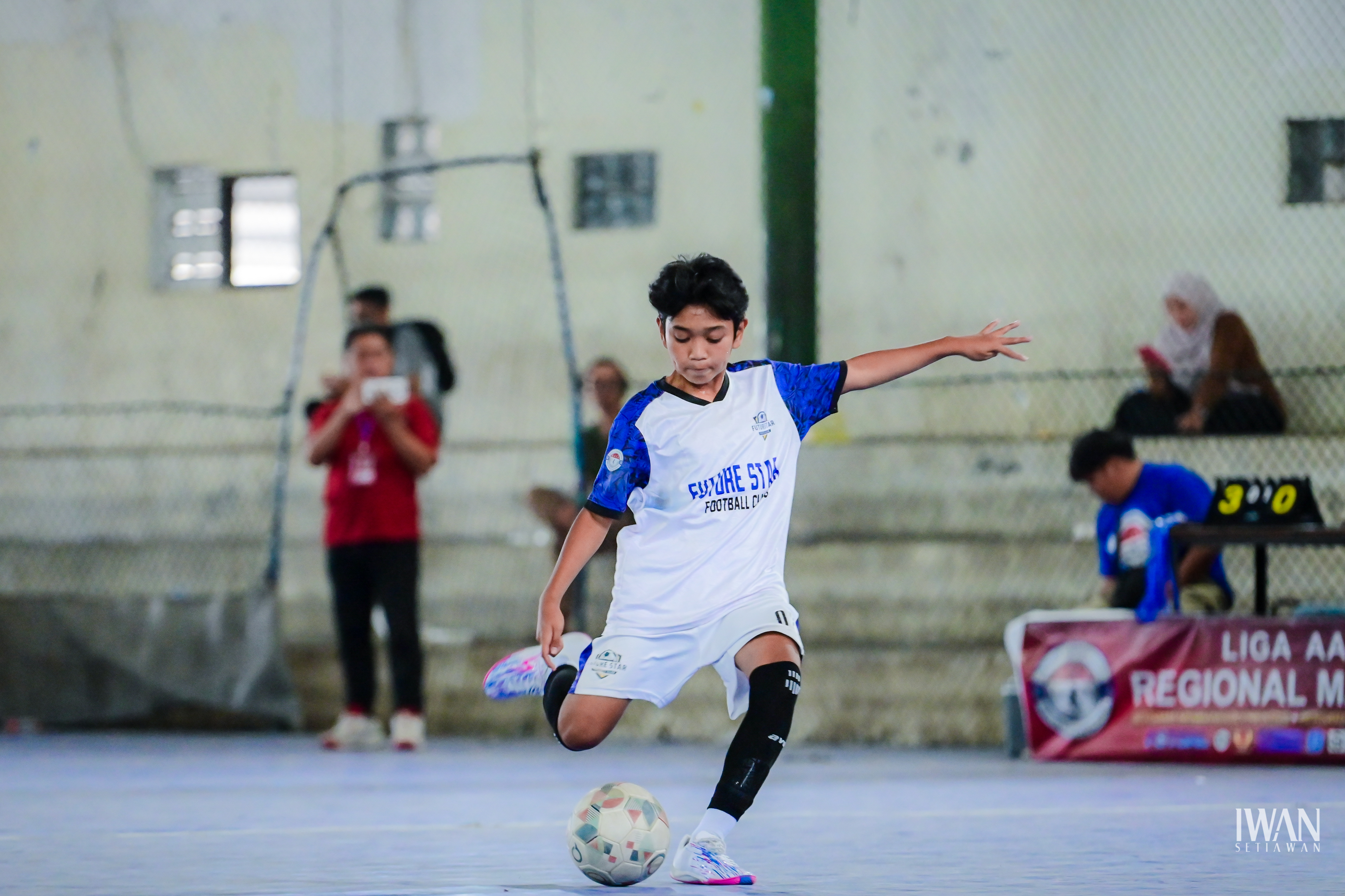 Kontrol bola Future Star di bawah tekanan — ball mastery
